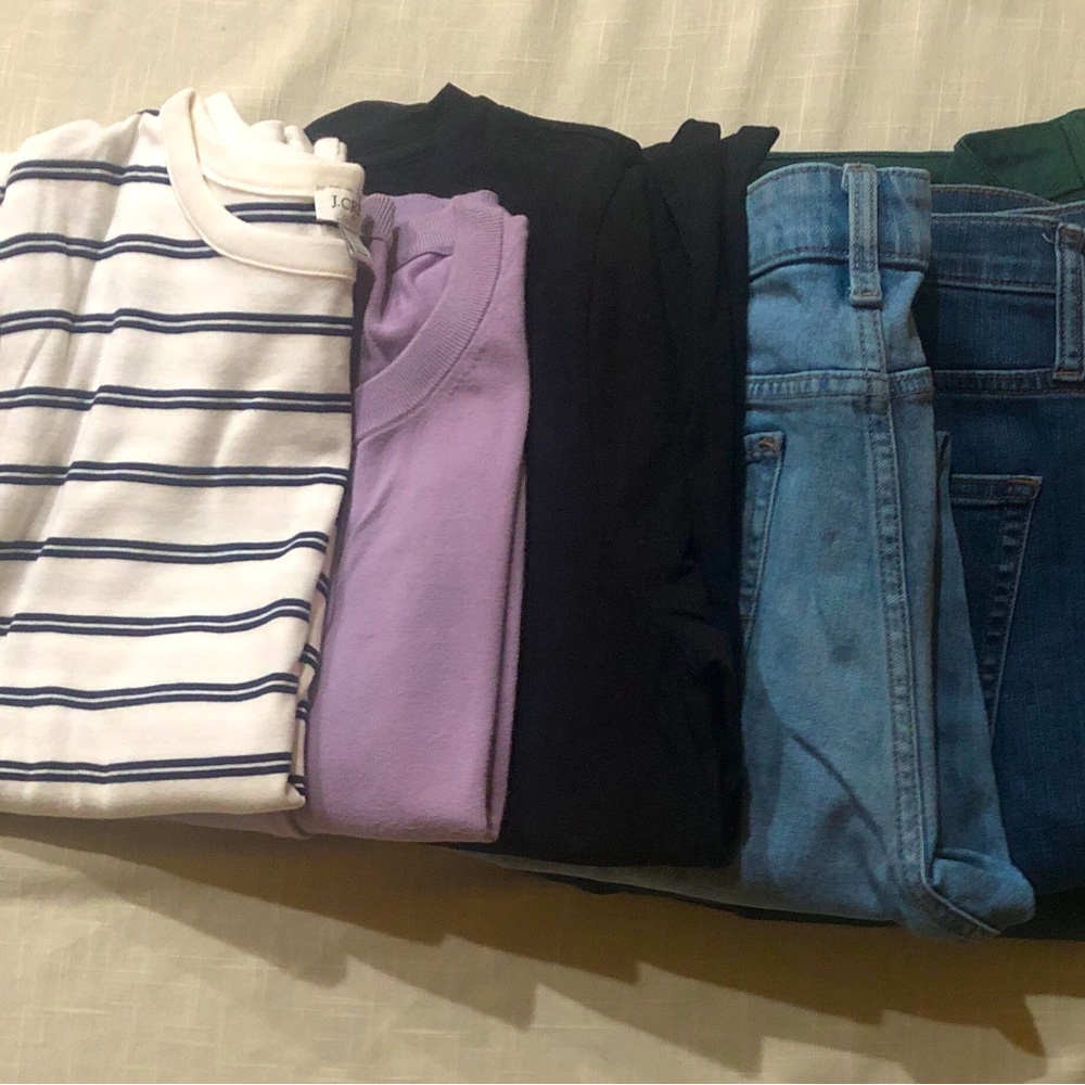 Women’s clothing bundle ~